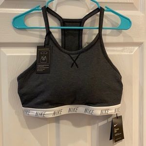 Nike Swoosh Bra